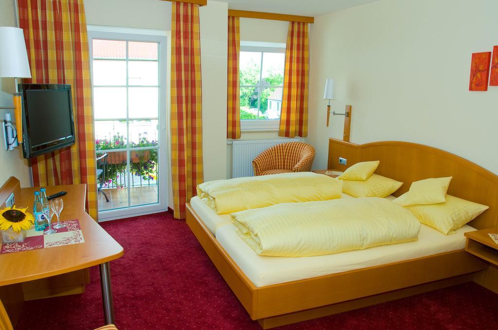 Gasthof Rose Flachslanden Zimmer foto