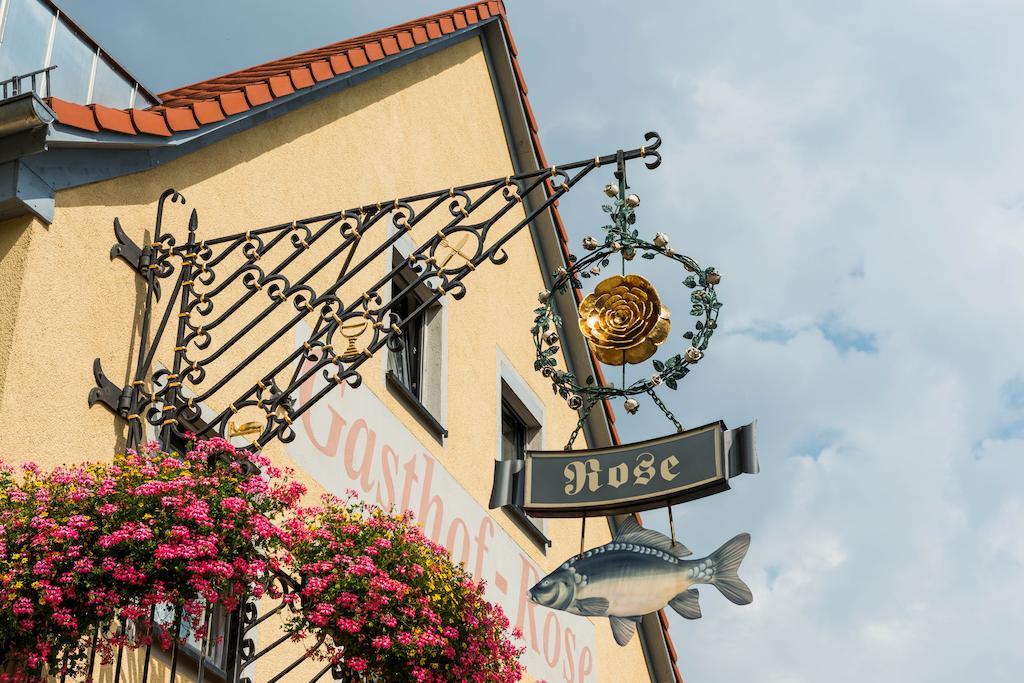 Hotel Gasthof Rose Flachslanden Exterior foto